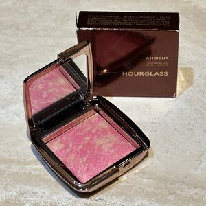 Hourglass Ambient Lighting Blush - Luminous Flush